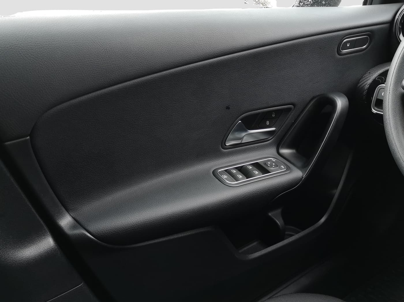 Mercedes-Benz A 180 d Bild 17