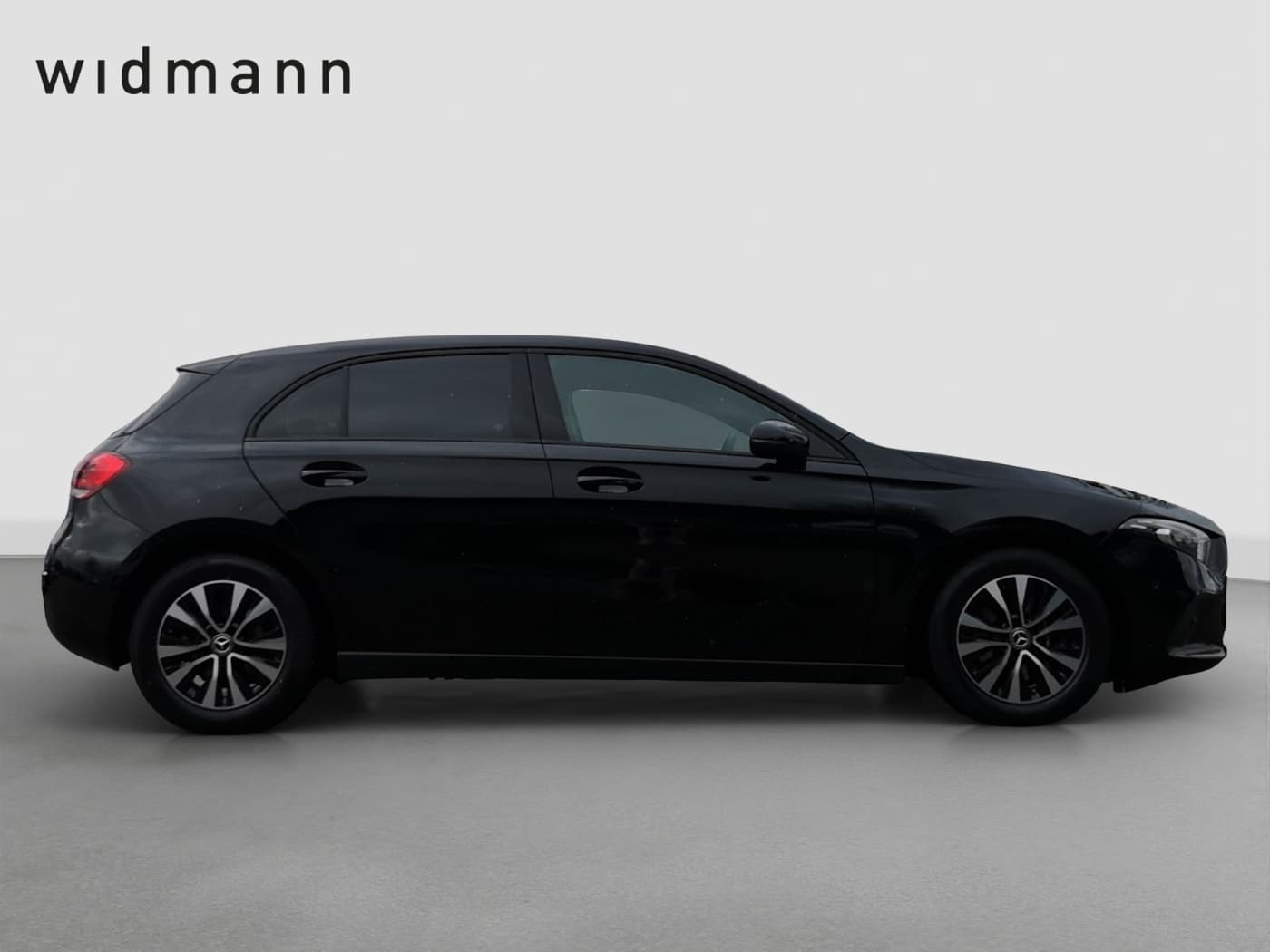 Mercedes-Benz A 180 d Bild 6