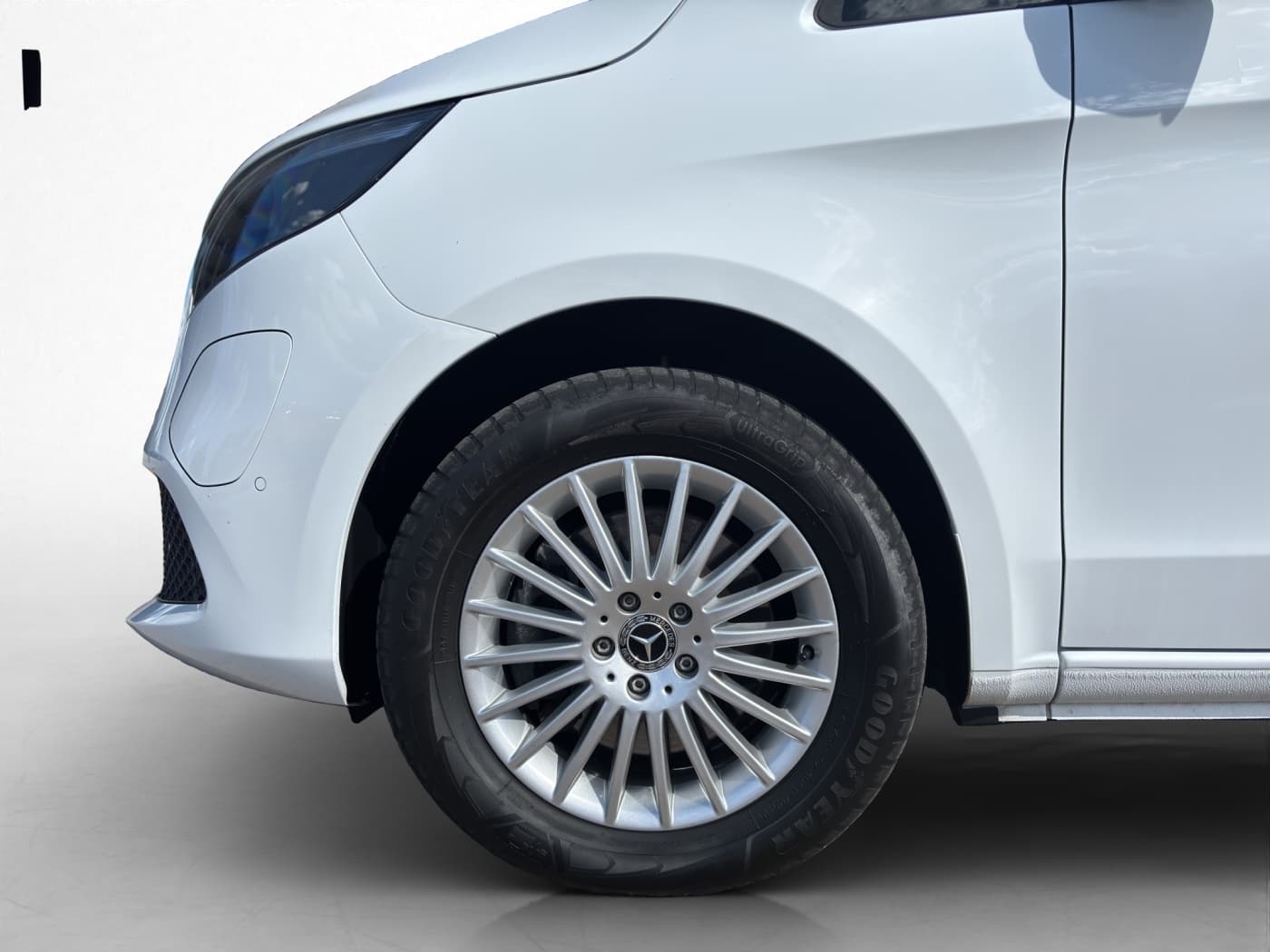 Mercedes-Benz EQV 300 Lang Bild 16