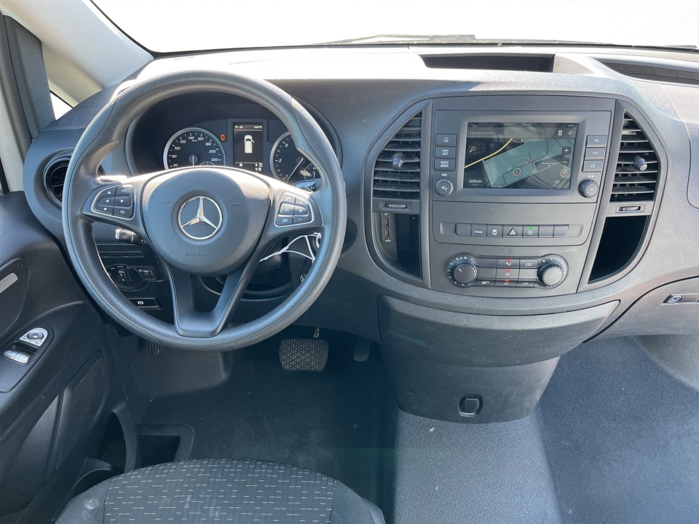 Mercedes-Benz Vito 114 CDI Tourer PRO Bild 9