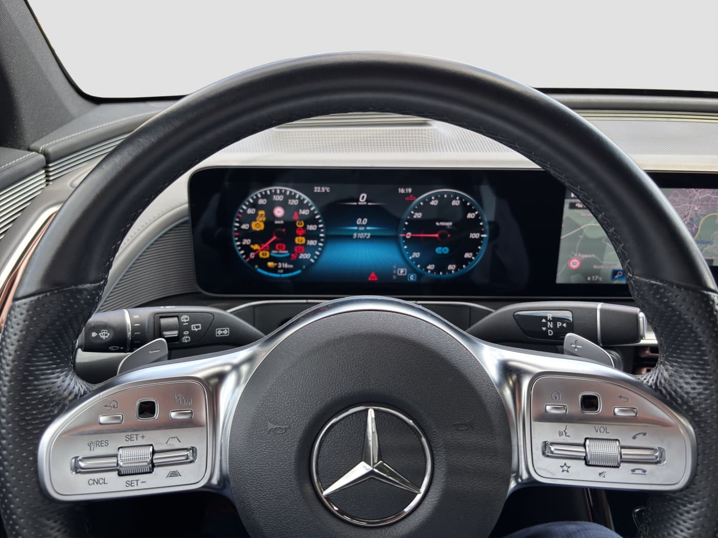 Mercedes-Benz EQC 400 4M Bild 11
