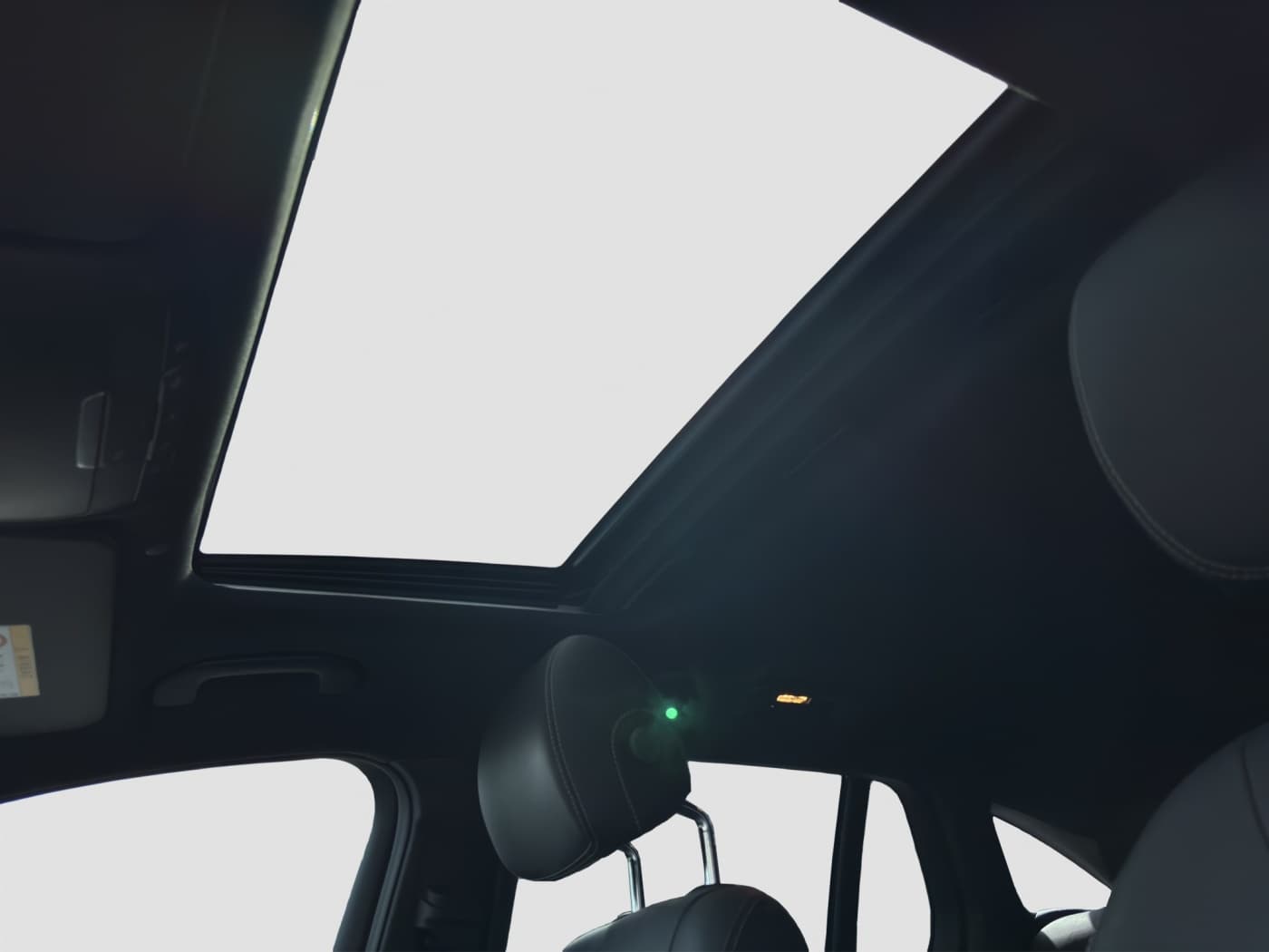 Mercedes-Benz EQC 400 4M Bild 16