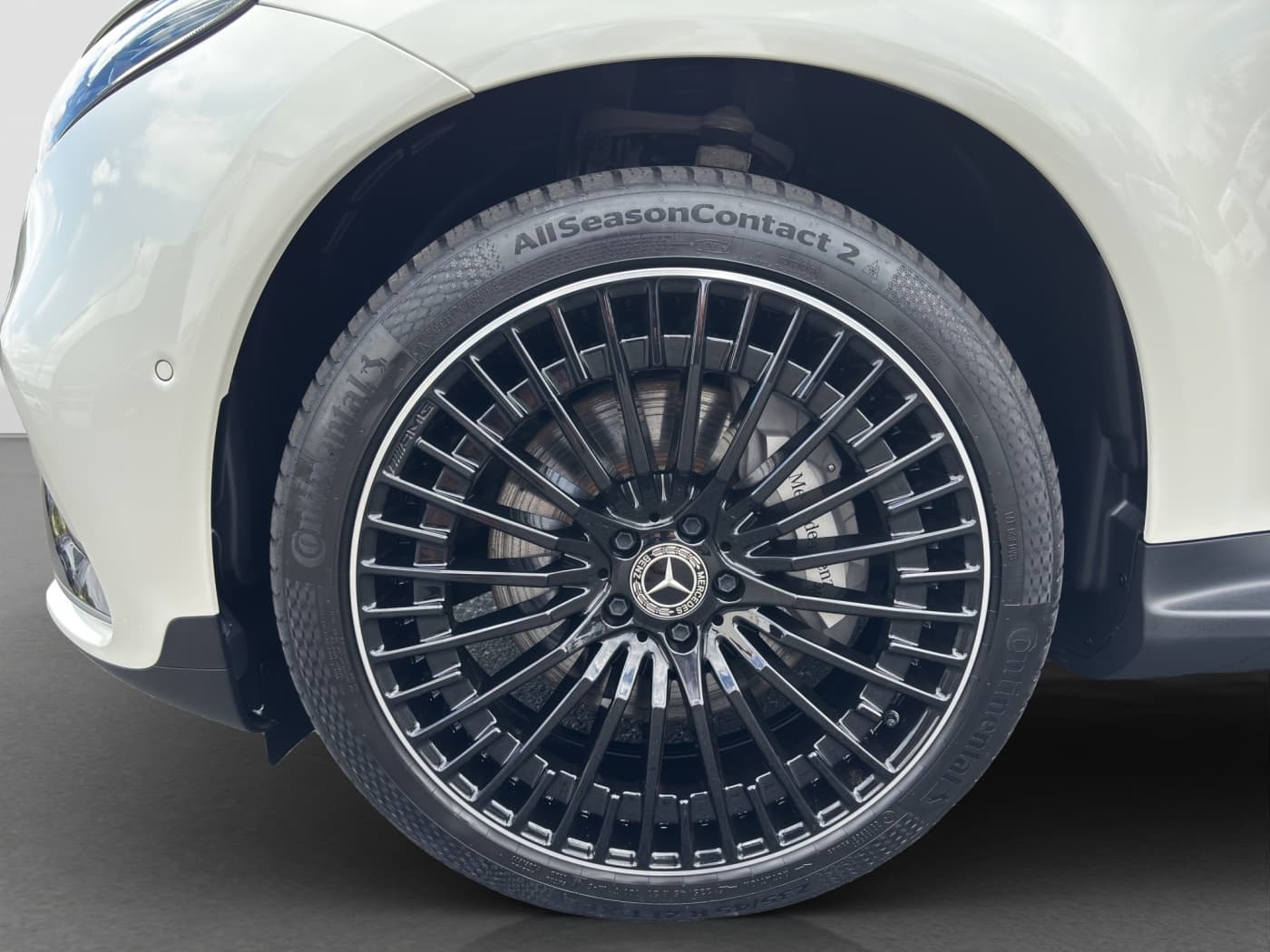 Mercedes-Benz EQC 400 4M Bild 20