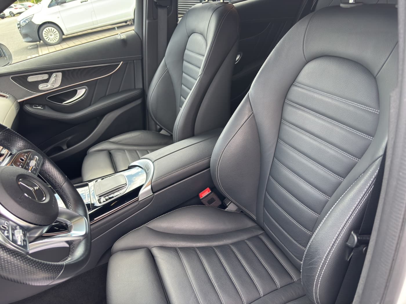Mercedes-Benz EQC 400 4M Bild 22