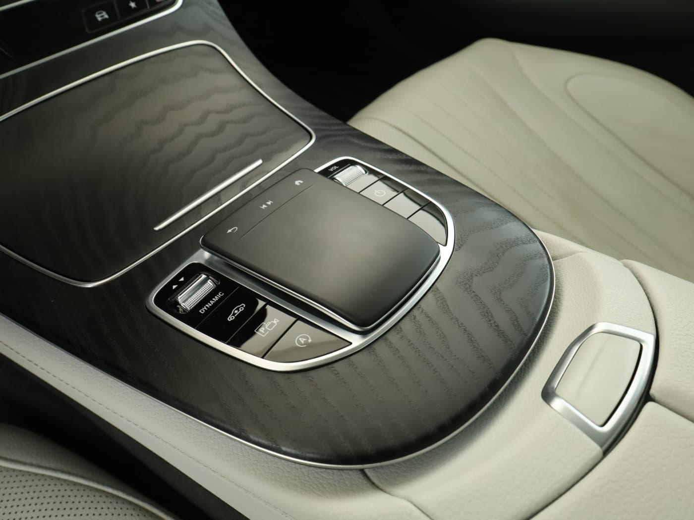 Mercedes-Benz CLS 400 d 4M Bild 15