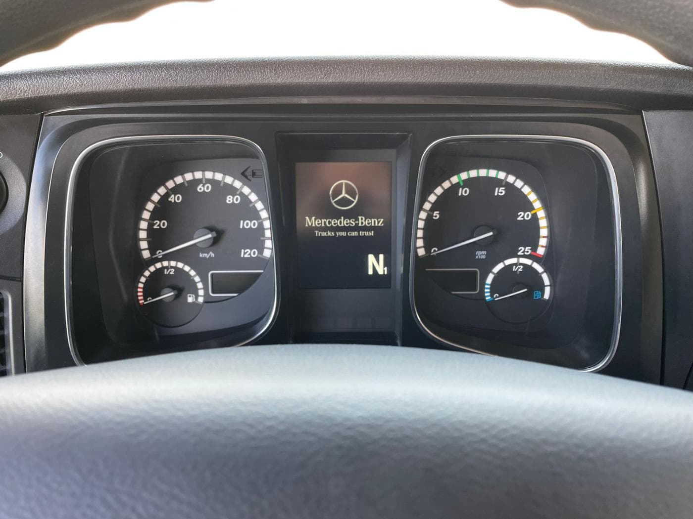 Mercedes-Benz Actros 1848 LS Bild 10