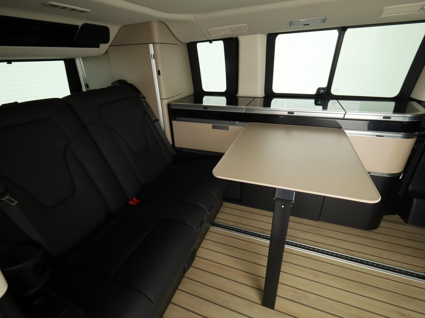 Mercedes-Benz V-Klasse Marco Polo 300d (4 Sitzer) Bild 30