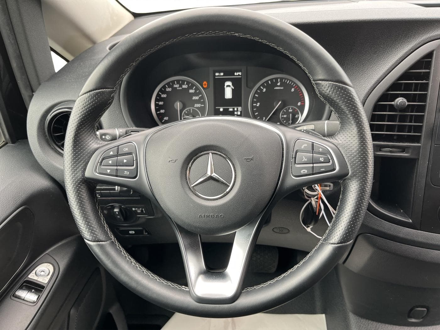 Mercedes-Benz Vito 116 CDI Tourer PRO Extralang Bild 10
