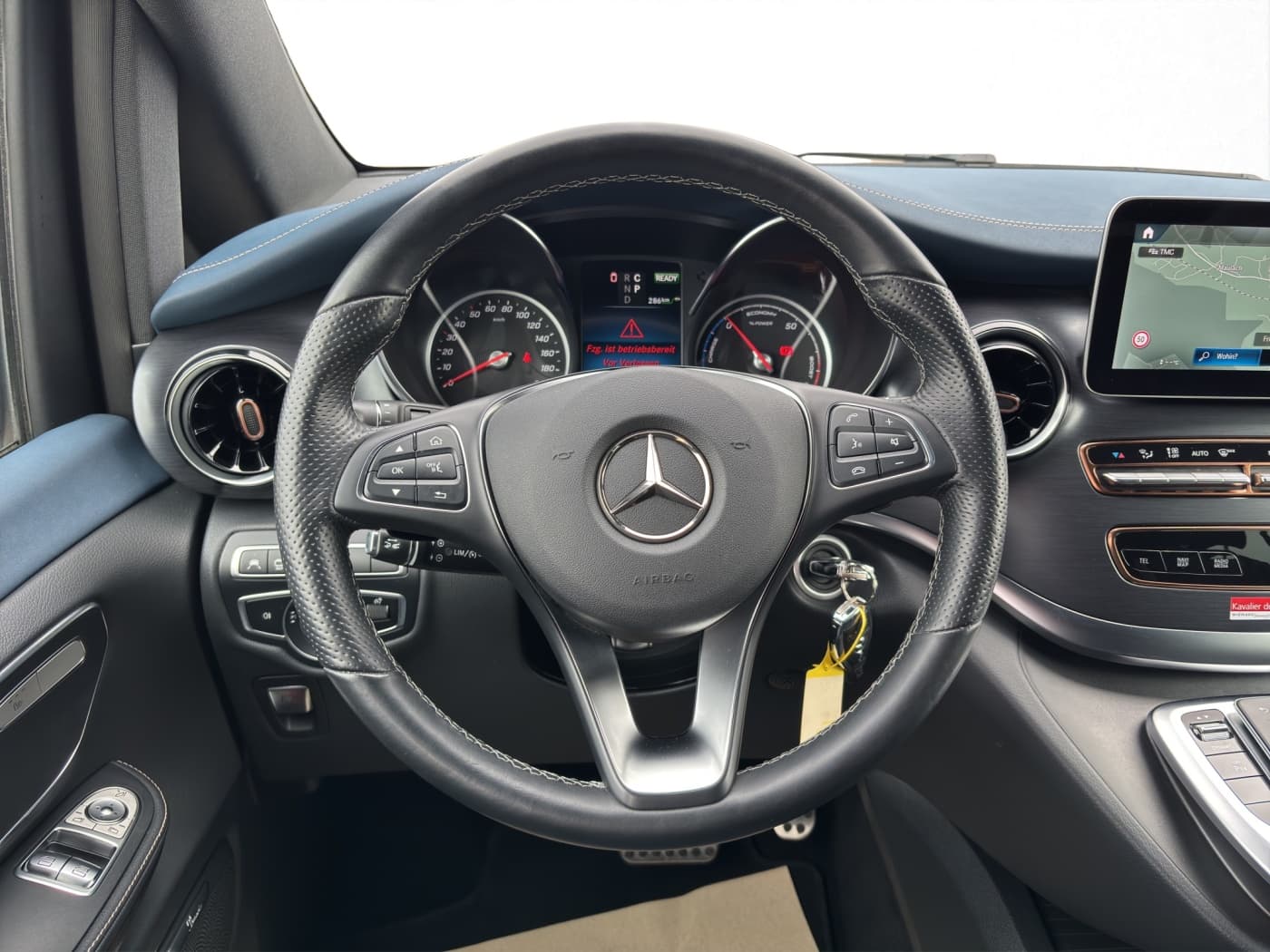 Mercedes-Benz EQV 300 Lang Bild 10