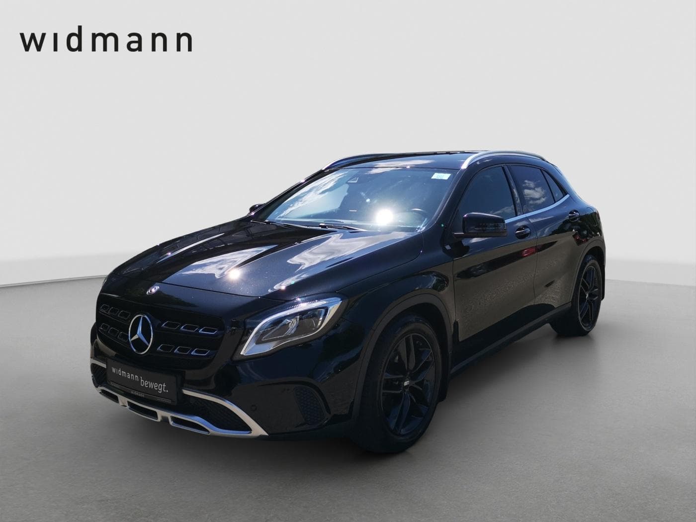 Mercedes-Benz GLA 200