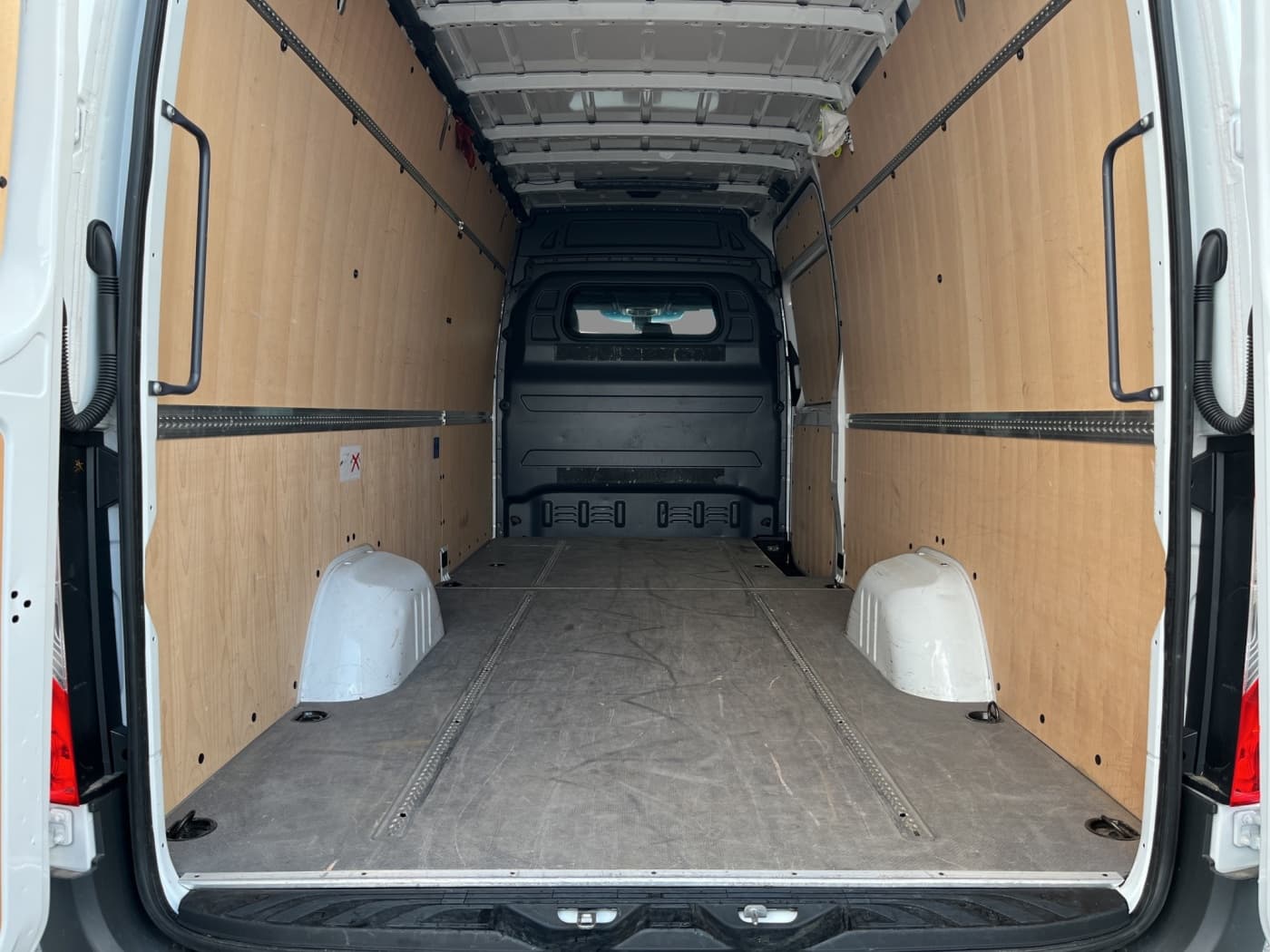 Mercedes-Benz Sprinter 317 CDI Kasten lang Bild 16