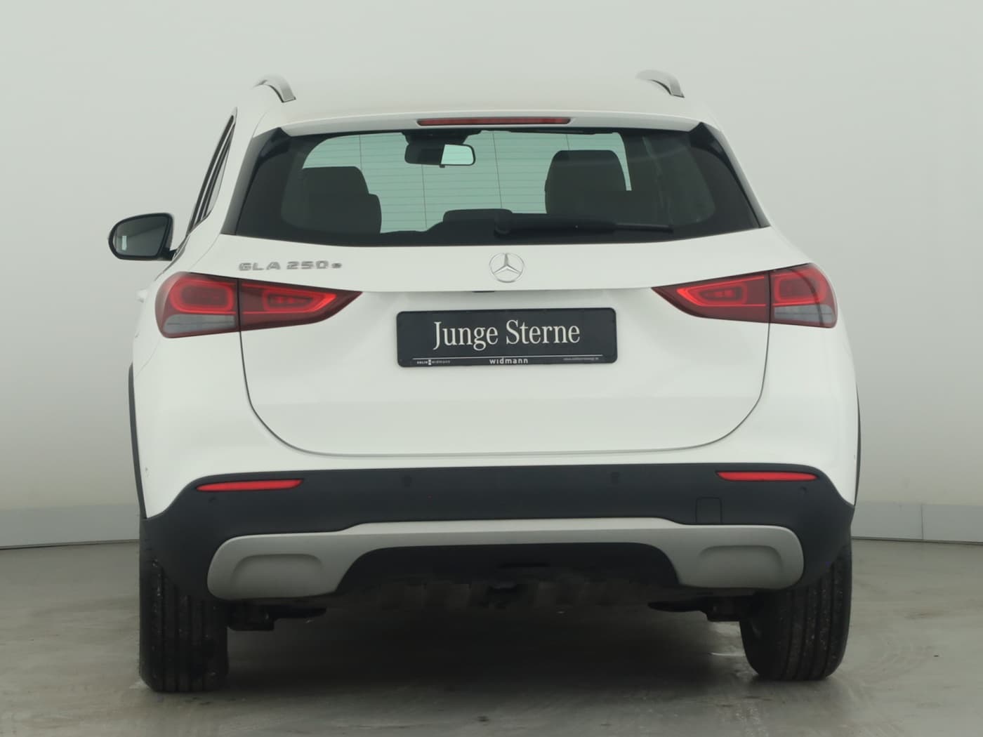 Mercedes-Benz GLA 250 e Bild 4