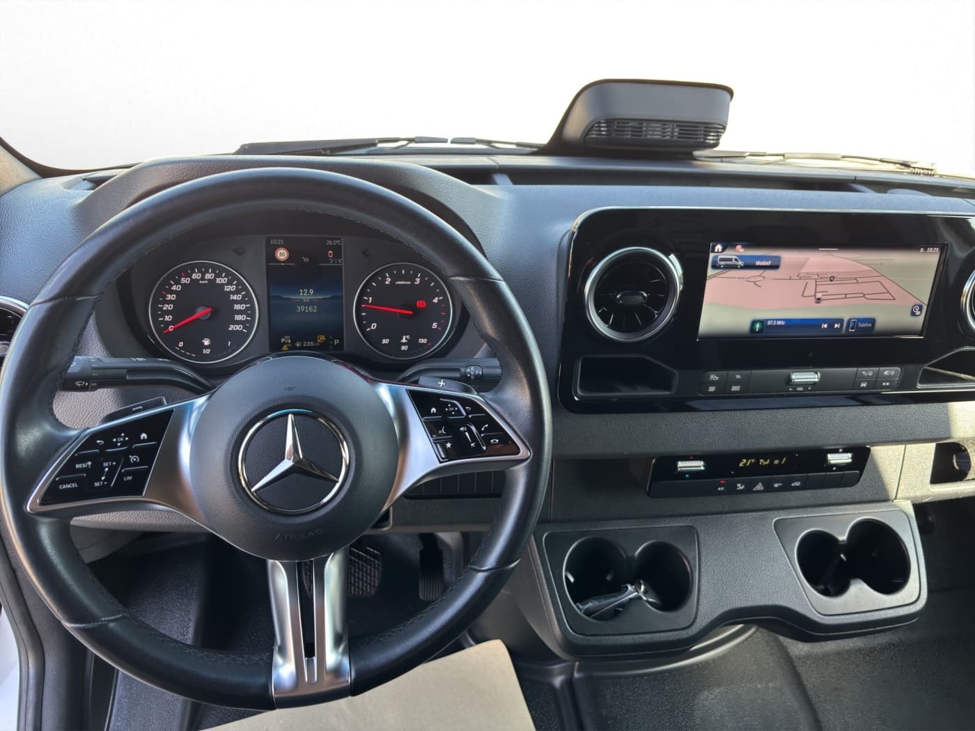 Mercedes-Benz Sprinter 317 CDI Kasten lang Hochdach Bild 9