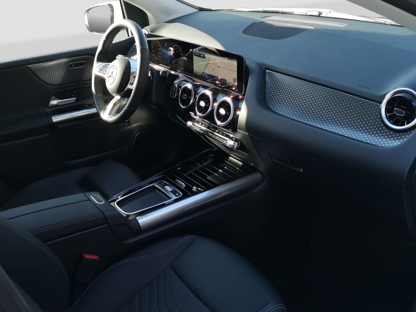 Mercedes-Benz B 180 Bild 15