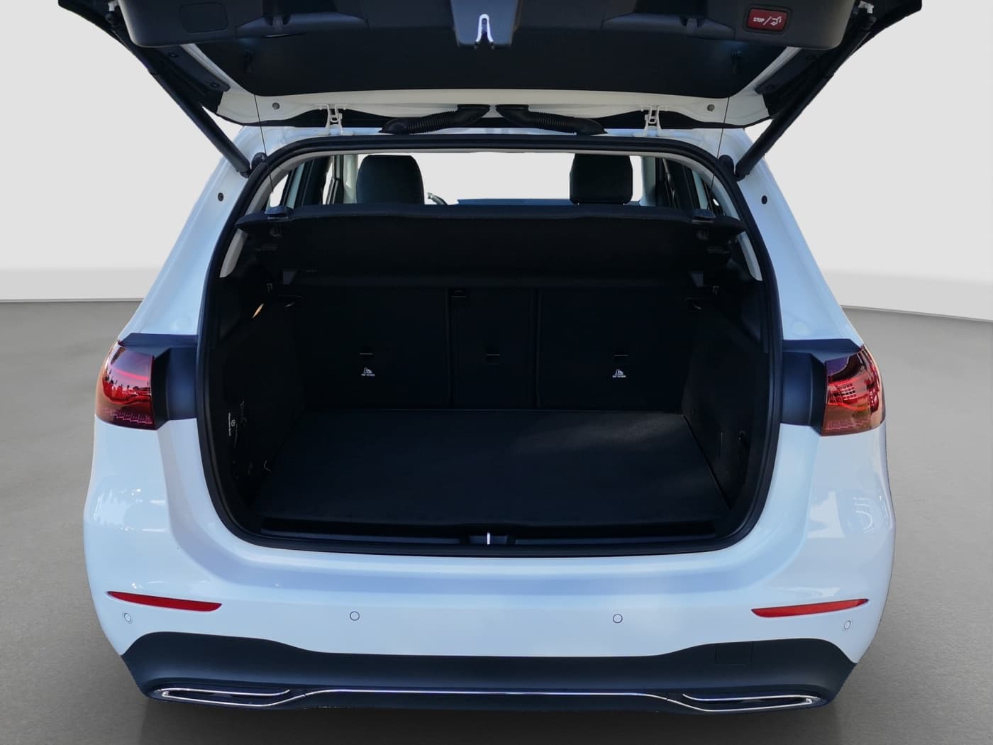 Mercedes-Benz B 180 Bild 18
