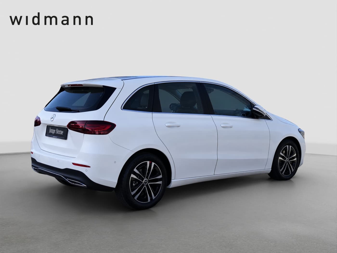 Mercedes-Benz B 180 Bild 3