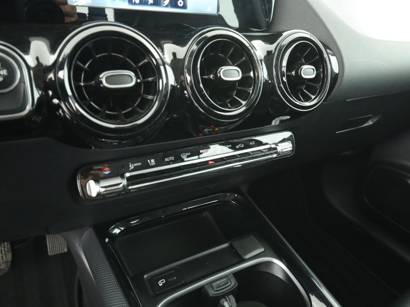 Mercedes-Benz B 250 e Bild 14