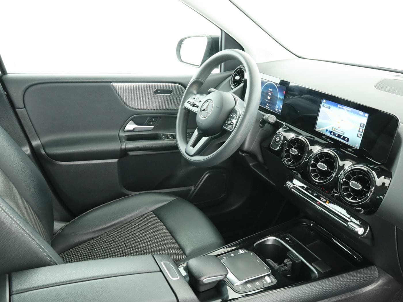 Mercedes-Benz B 250 e Bild 17