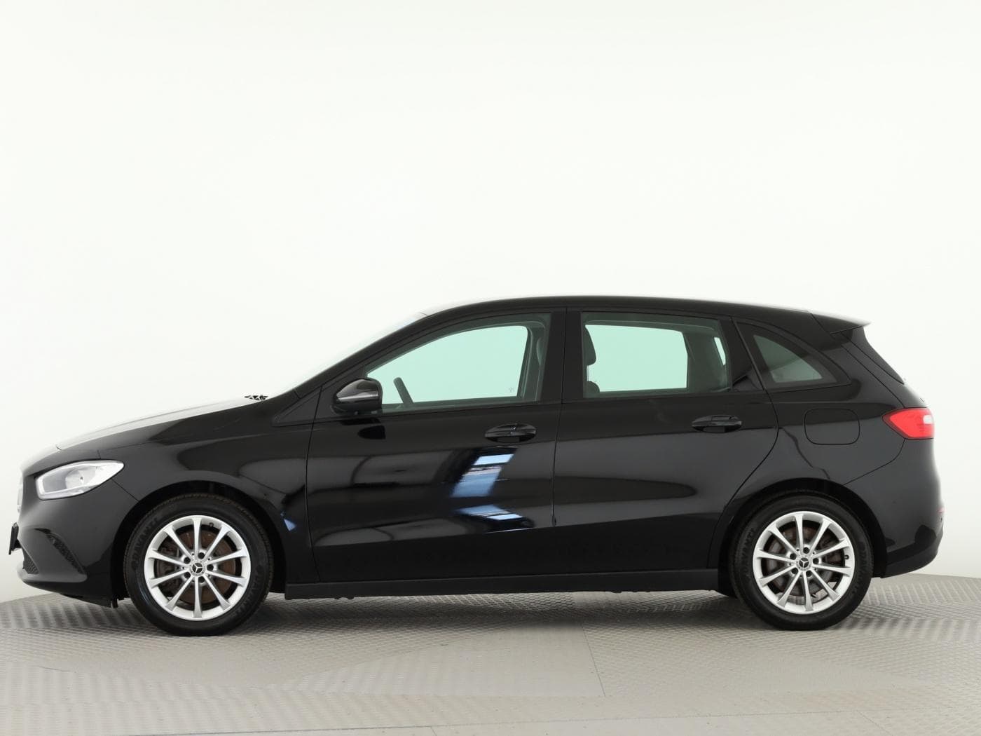 Mercedes-Benz B 250 e Bild 7