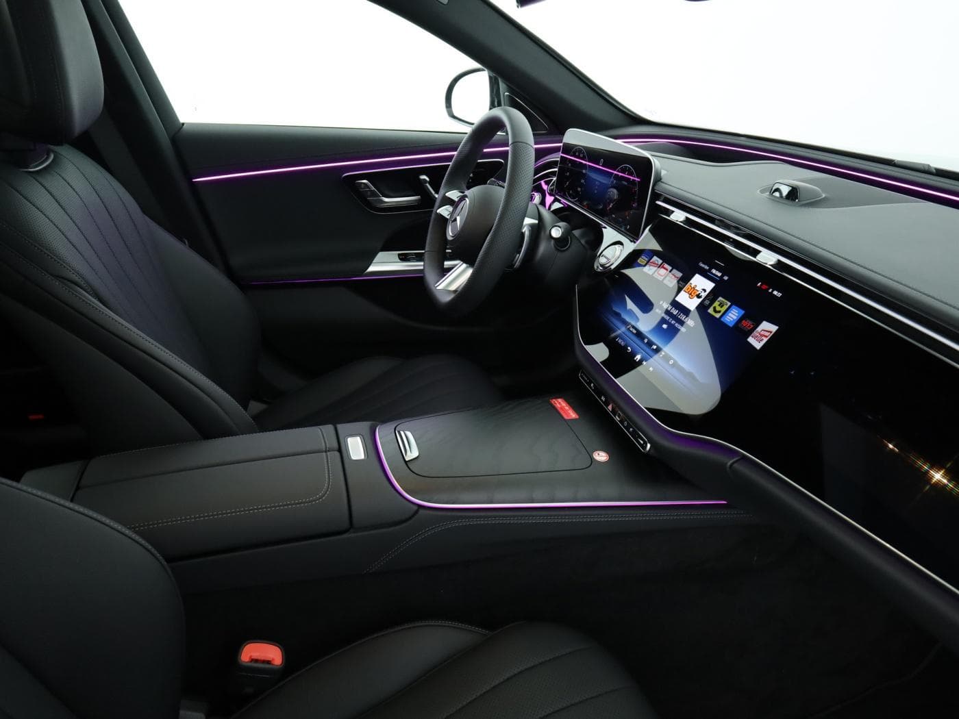 Mercedes-Benz E 450 4MATIC T-Modell Bild 17
