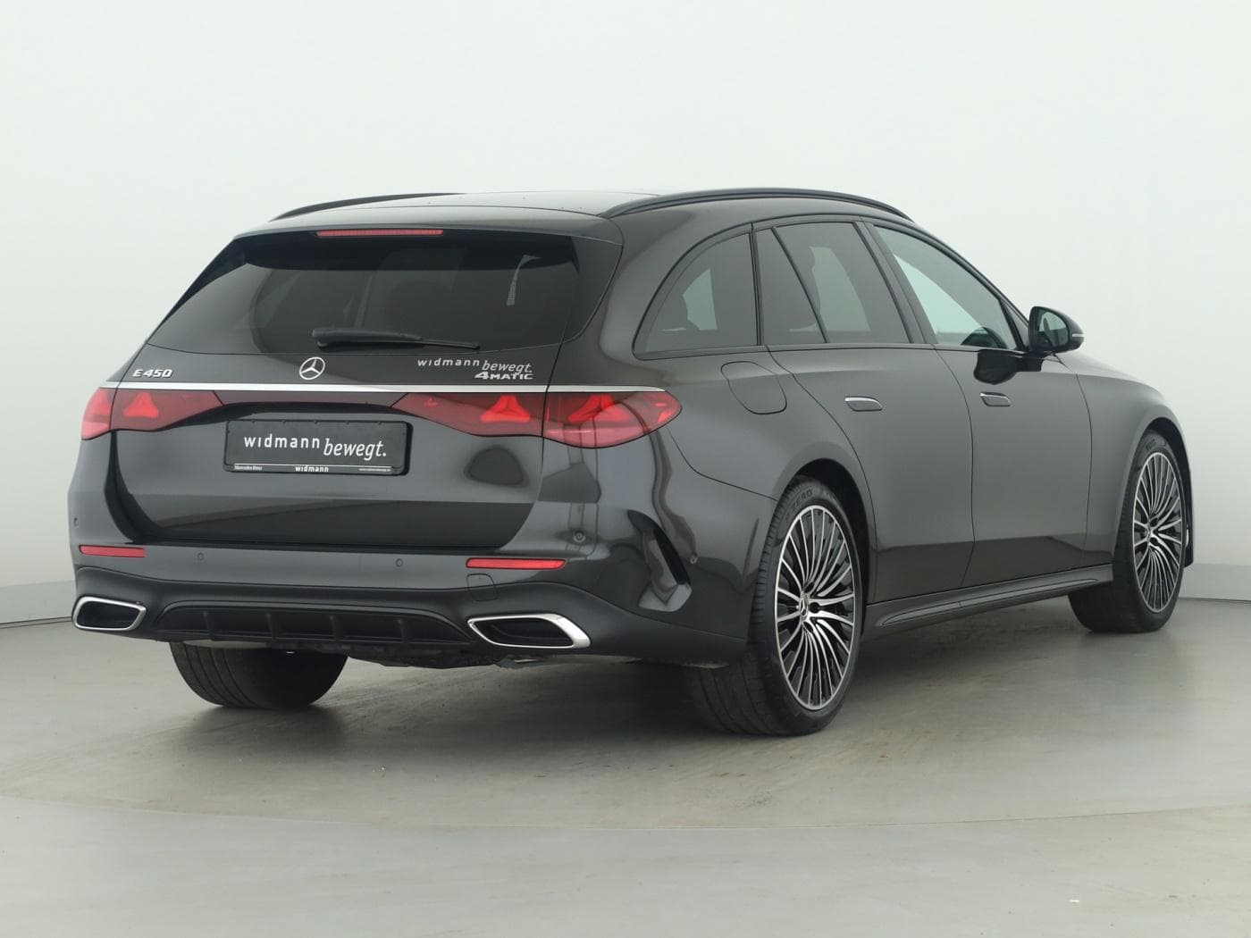 Mercedes-Benz E 450 4MATIC T-Modell Bild 2