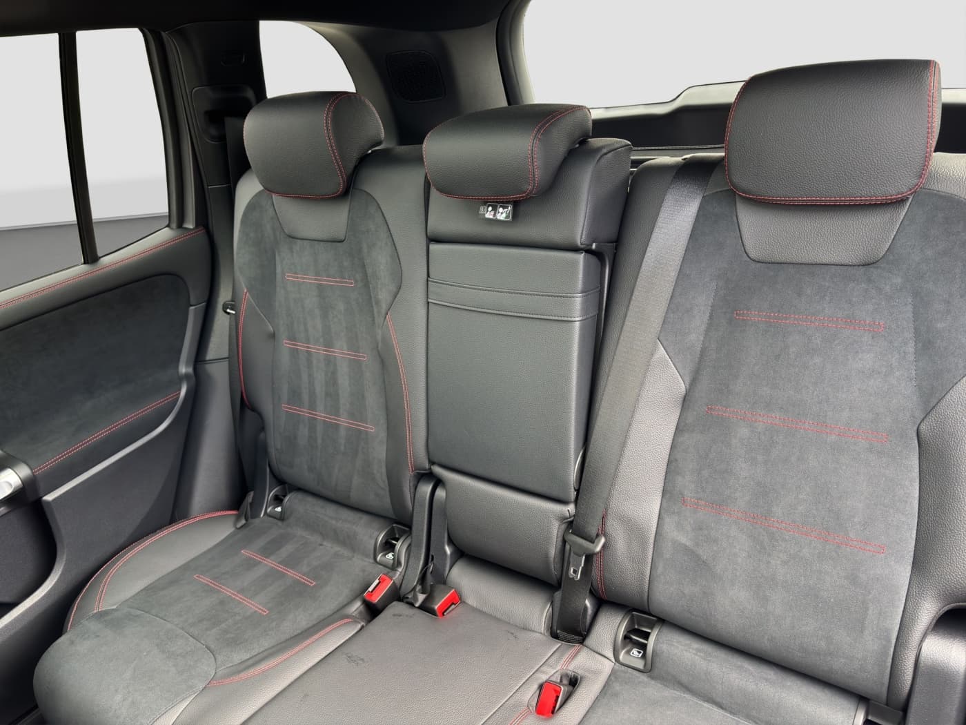 Mercedes-Benz GLB 250 4M Bild 17