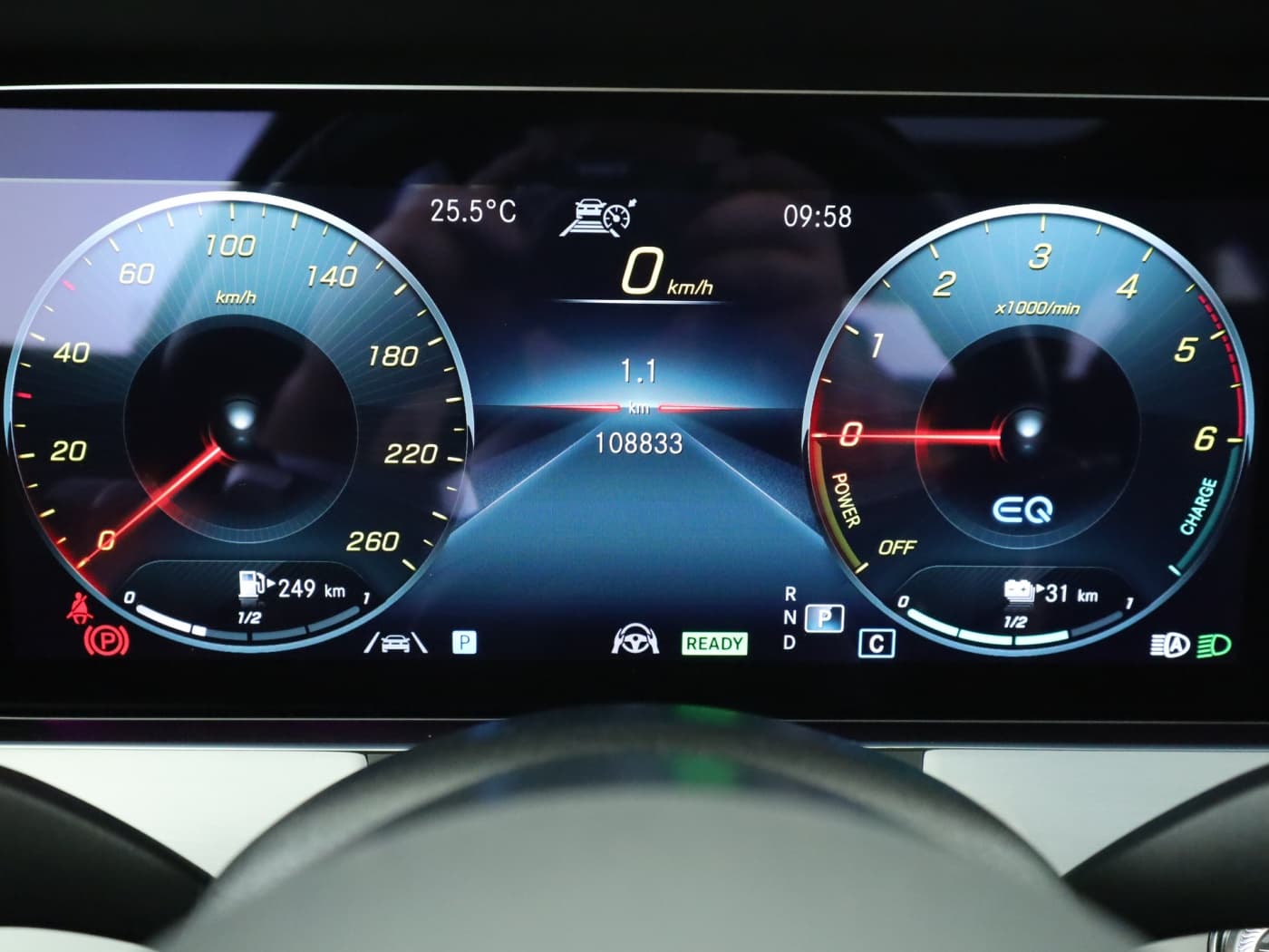 Mercedes-Benz E 300 de T Bild 12
