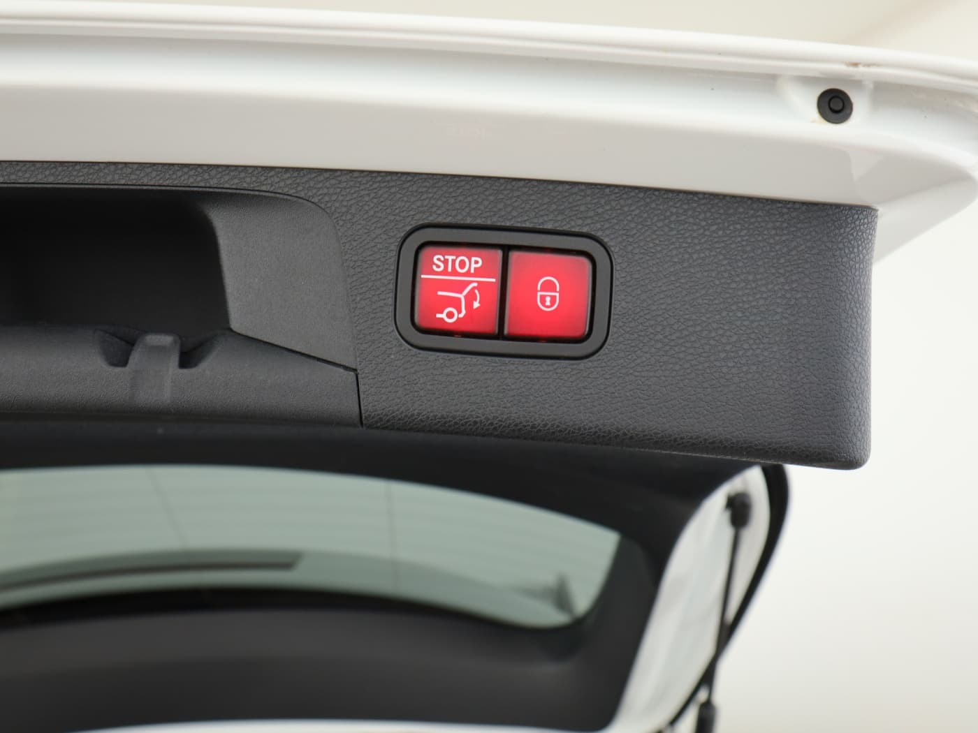 Mercedes-Benz E 300 de T Bild 25