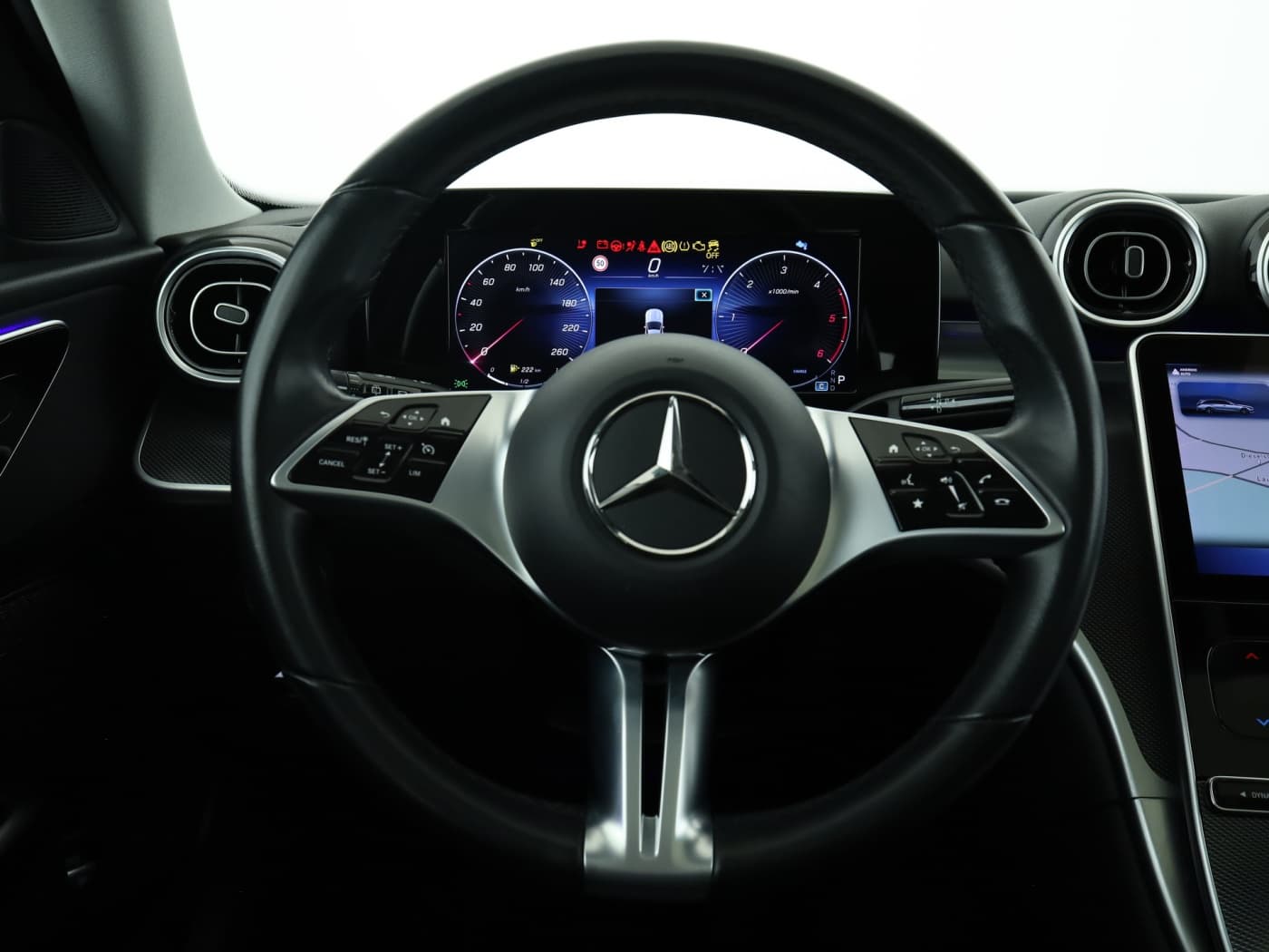 Mercedes-Benz C 200 d T Bild 11