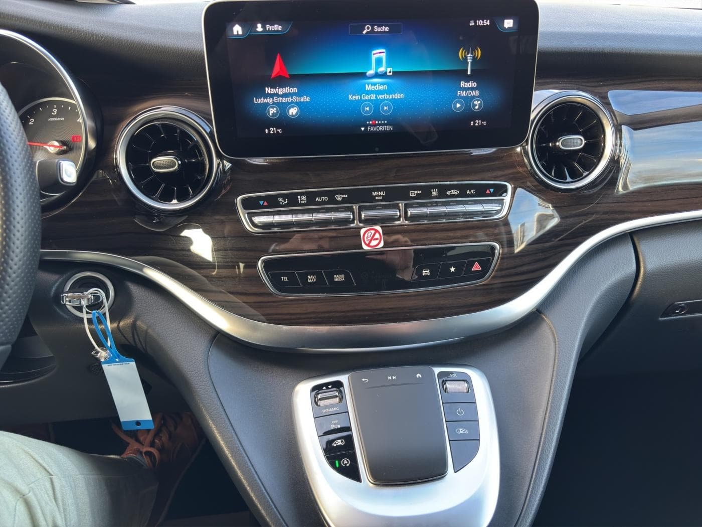 Mercedes-Benz V 300 d AVANTGARDE XL Bild 12