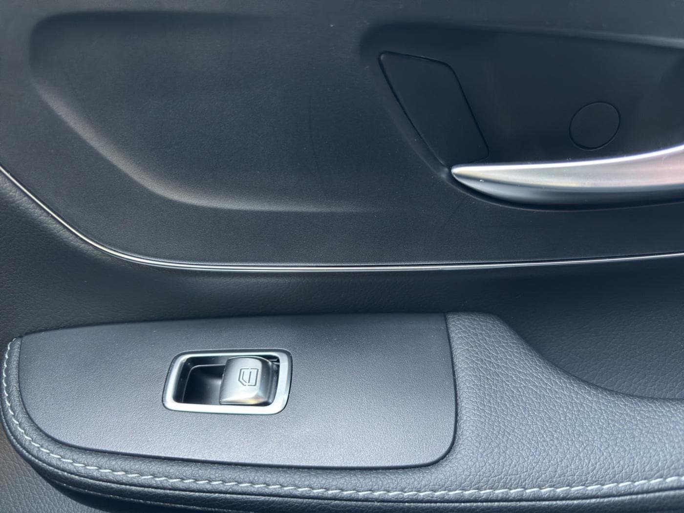 Mercedes-Benz V 300 d AVANTGARDE XL Bild 14