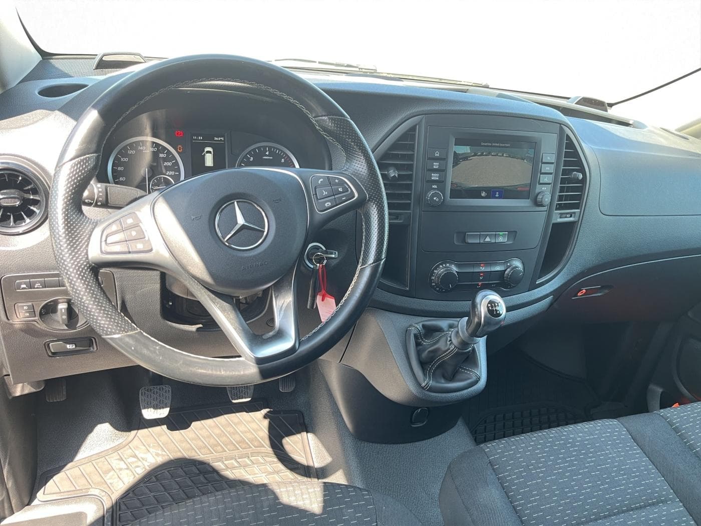 Mercedes-Benz Vito 114 CDI Kasten Kompakt Bild 9