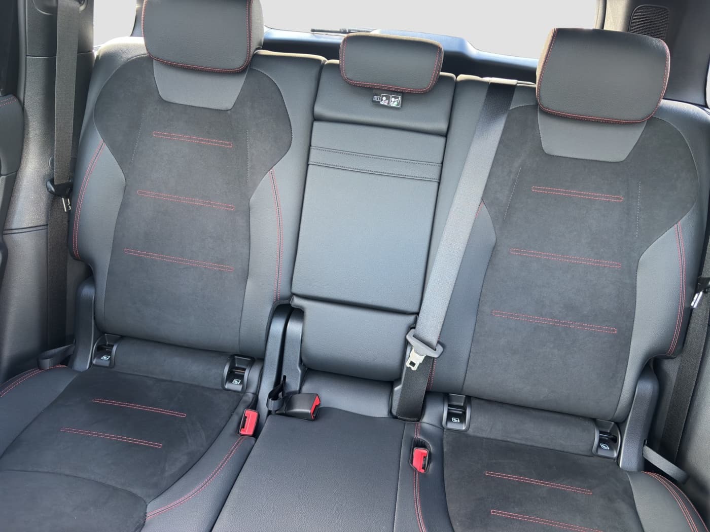 Mercedes-Benz EQB 250+ Bild 14