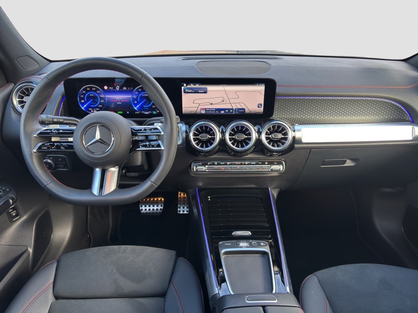 Mercedes-Benz EQB 250+ Bild 6