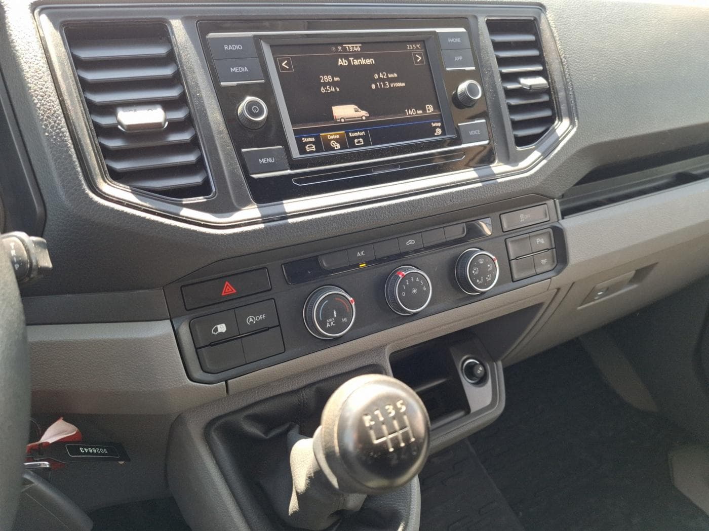 Volkswagen Crafter Kasten 35 mittellang Hochdach FWD TDI Bild 12