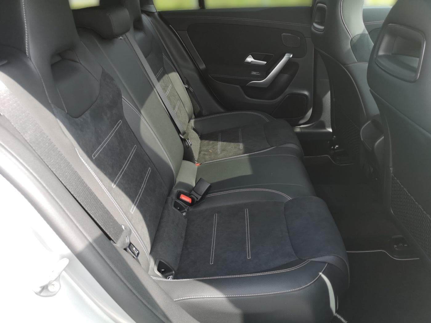 Mercedes-Benz CLA 200 d SB Bild 11