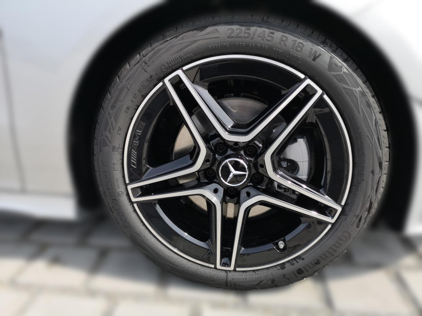 Mercedes-Benz CLA 200 d SB Bild 14