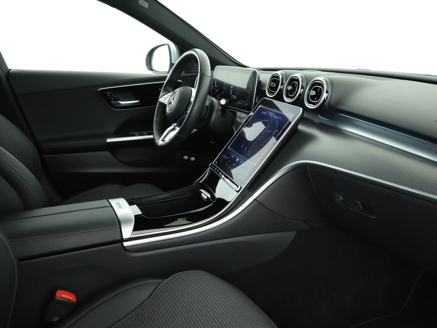 Mercedes-Benz C 300 e T Bild 17