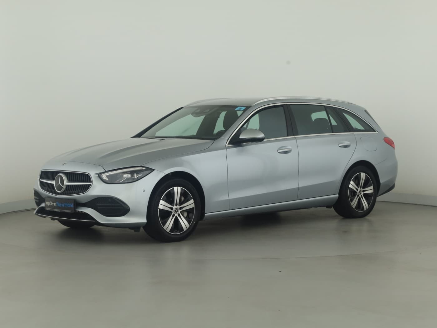 Mercedes-Benz C 300 e T Bild 5