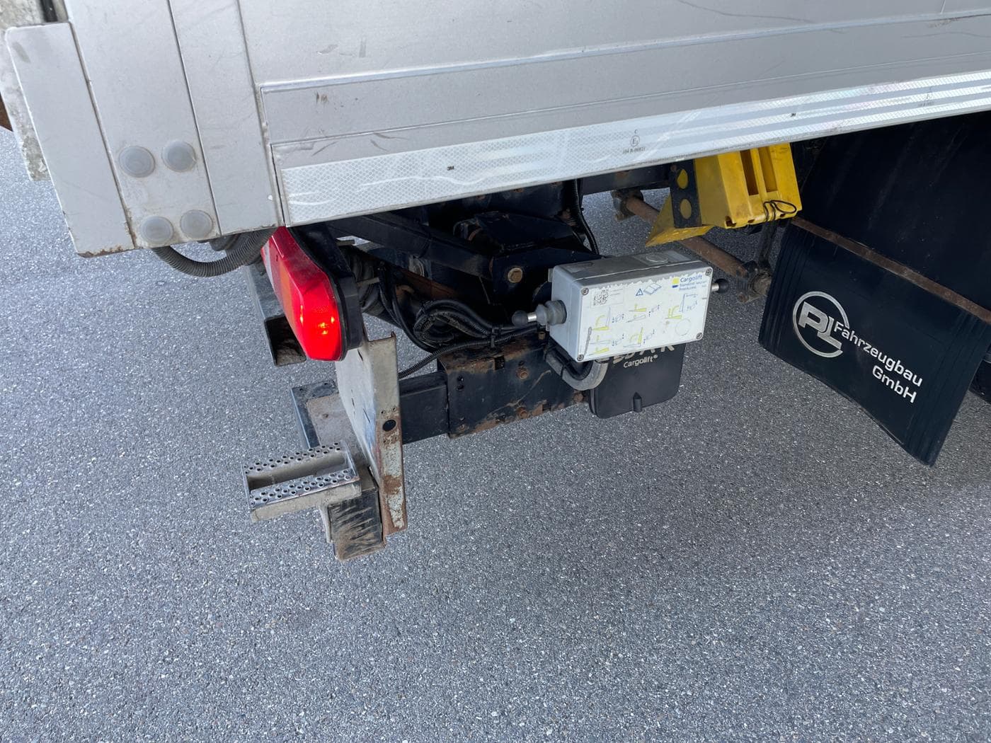 Mercedes-Benz Antos 2545 L 6X2 Bild 8