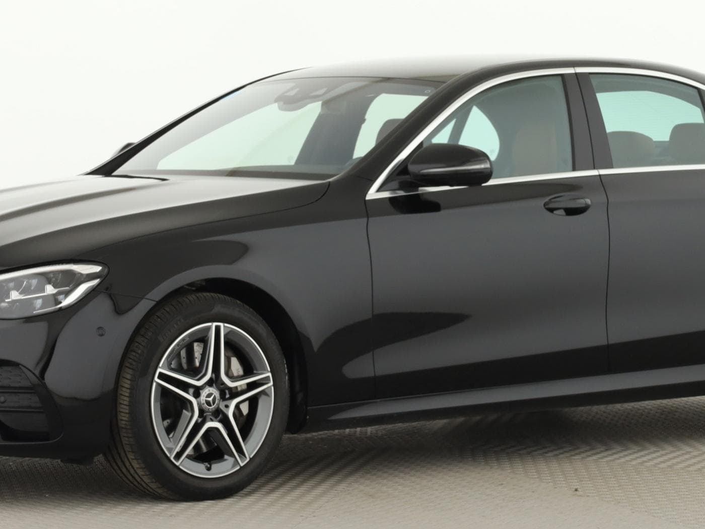 Mercedes-Benz E 450 4M Bild 5