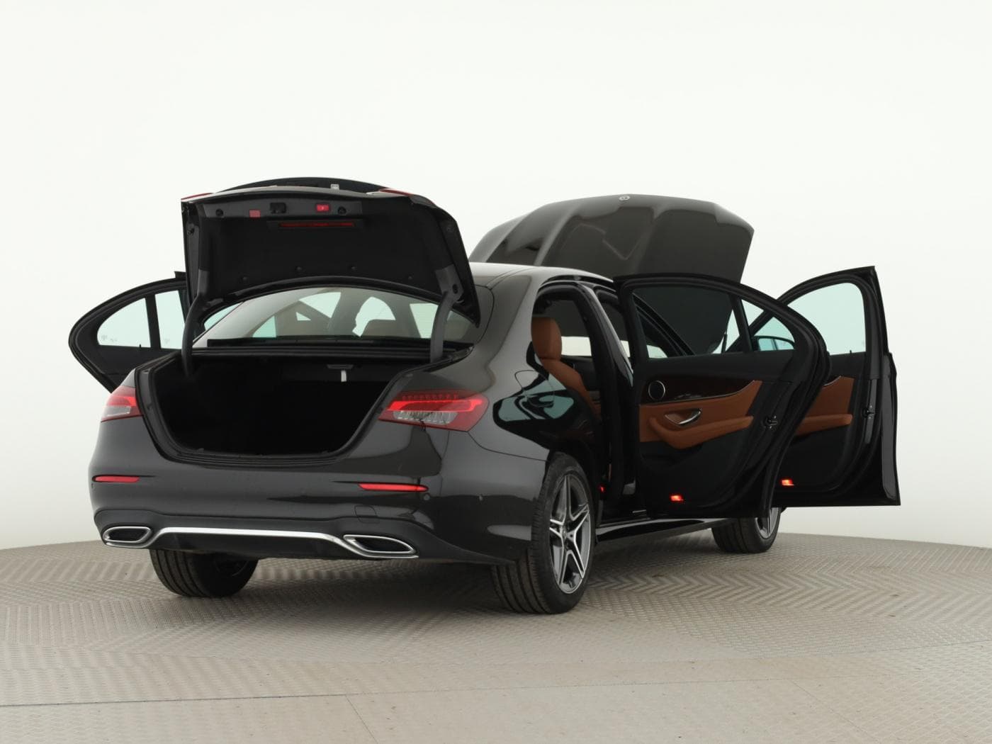 Mercedes-Benz E 450 4M Bild 9