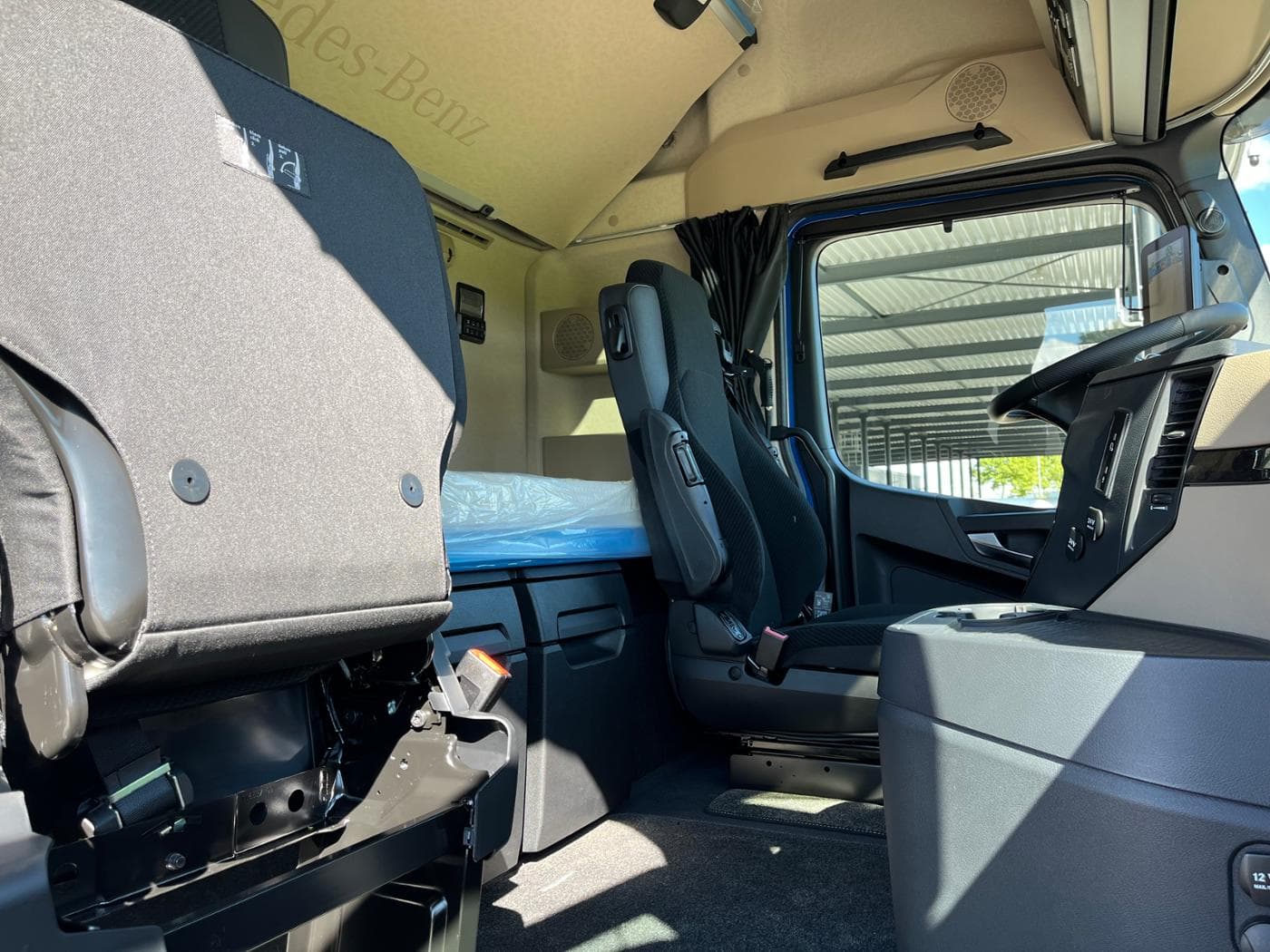 Mercedes-Benz Actros 1848 LS Bild 21