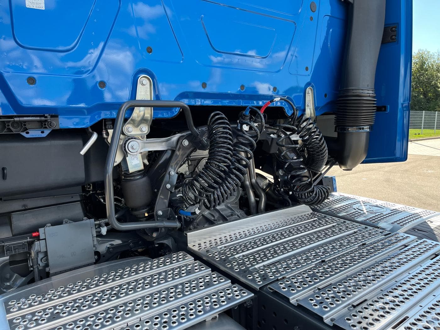 Mercedes-Benz Actros 1848 LS Bild 3