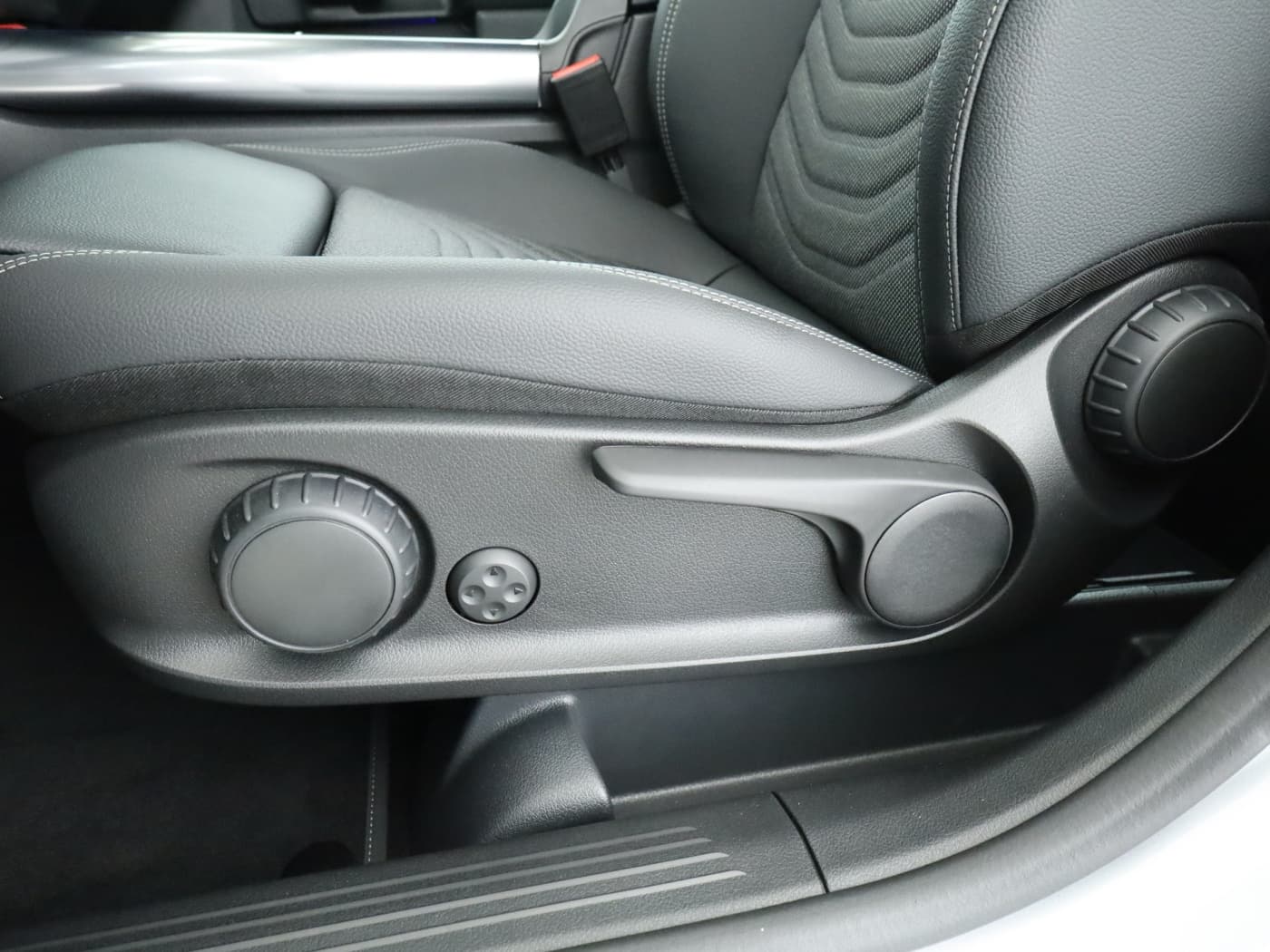 Mercedes-Benz B 200 Bild 28