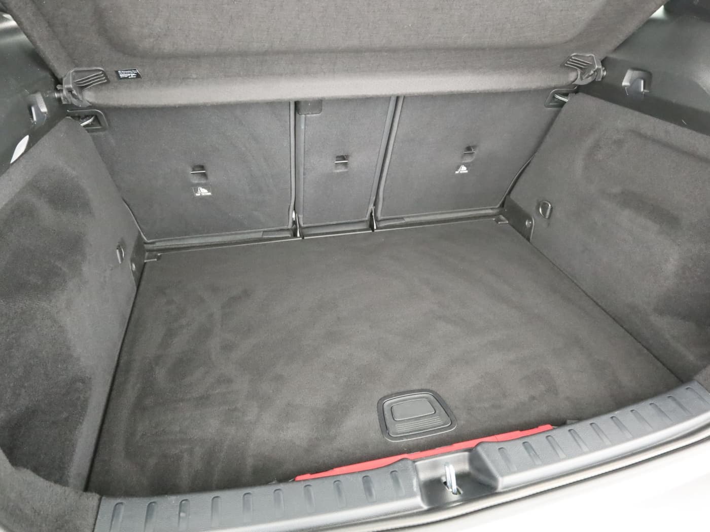 Mercedes-Benz GLA 250 e Bild 22