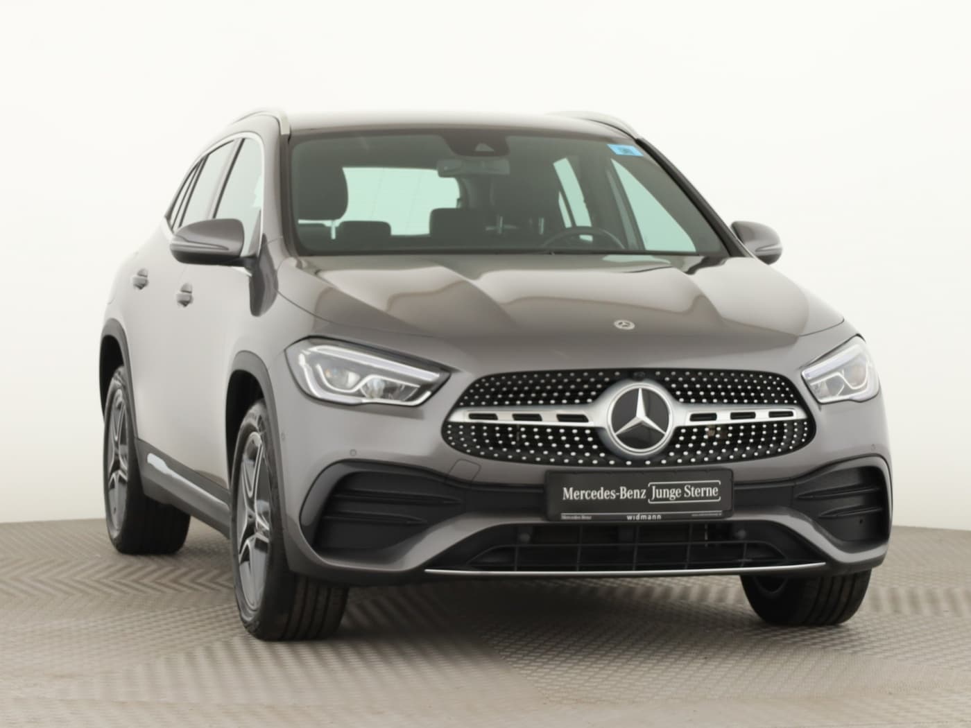 Mercedes-Benz GLA 250 e Bild 3