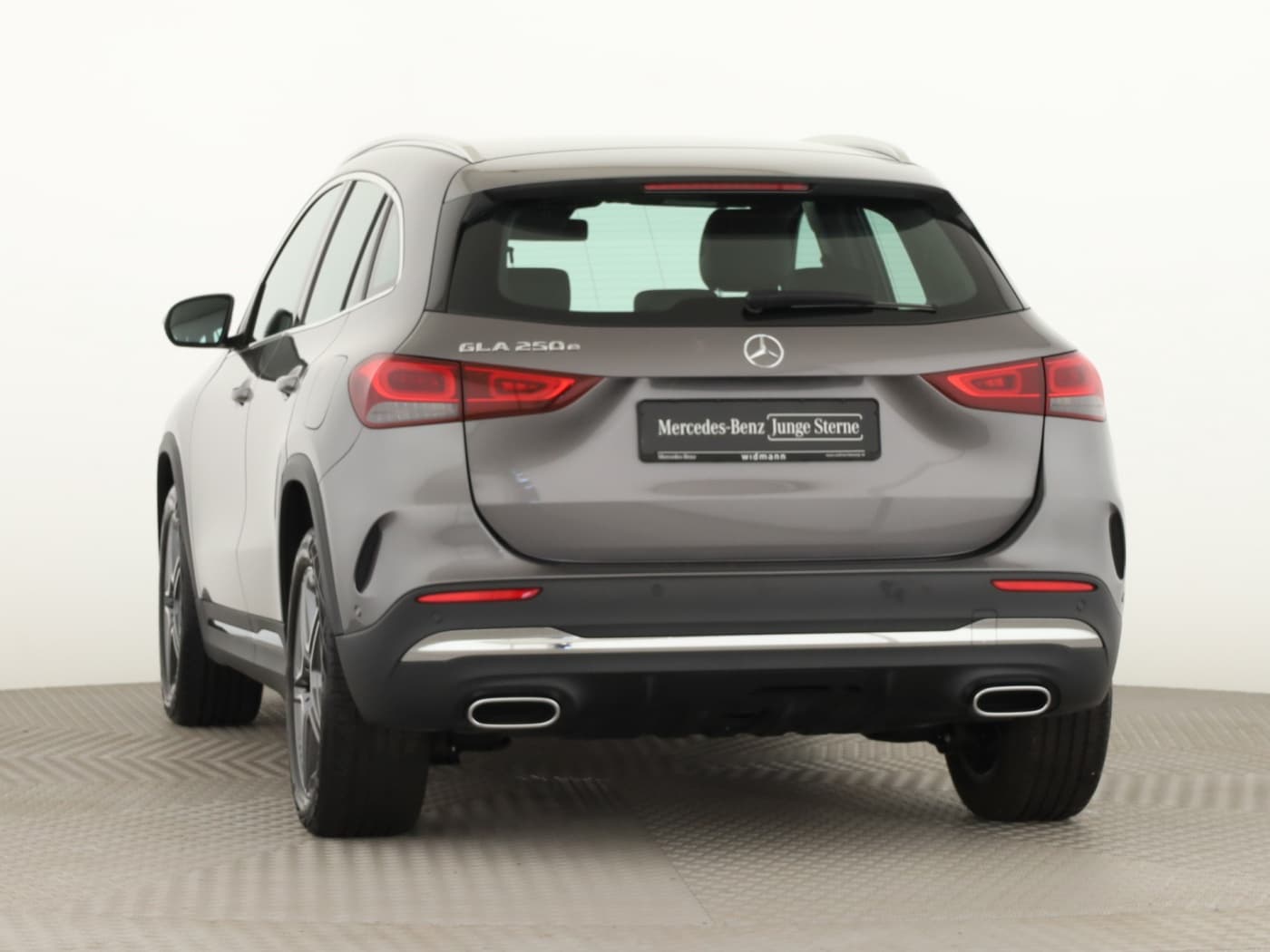 Mercedes-Benz GLA 250 e Bild 4