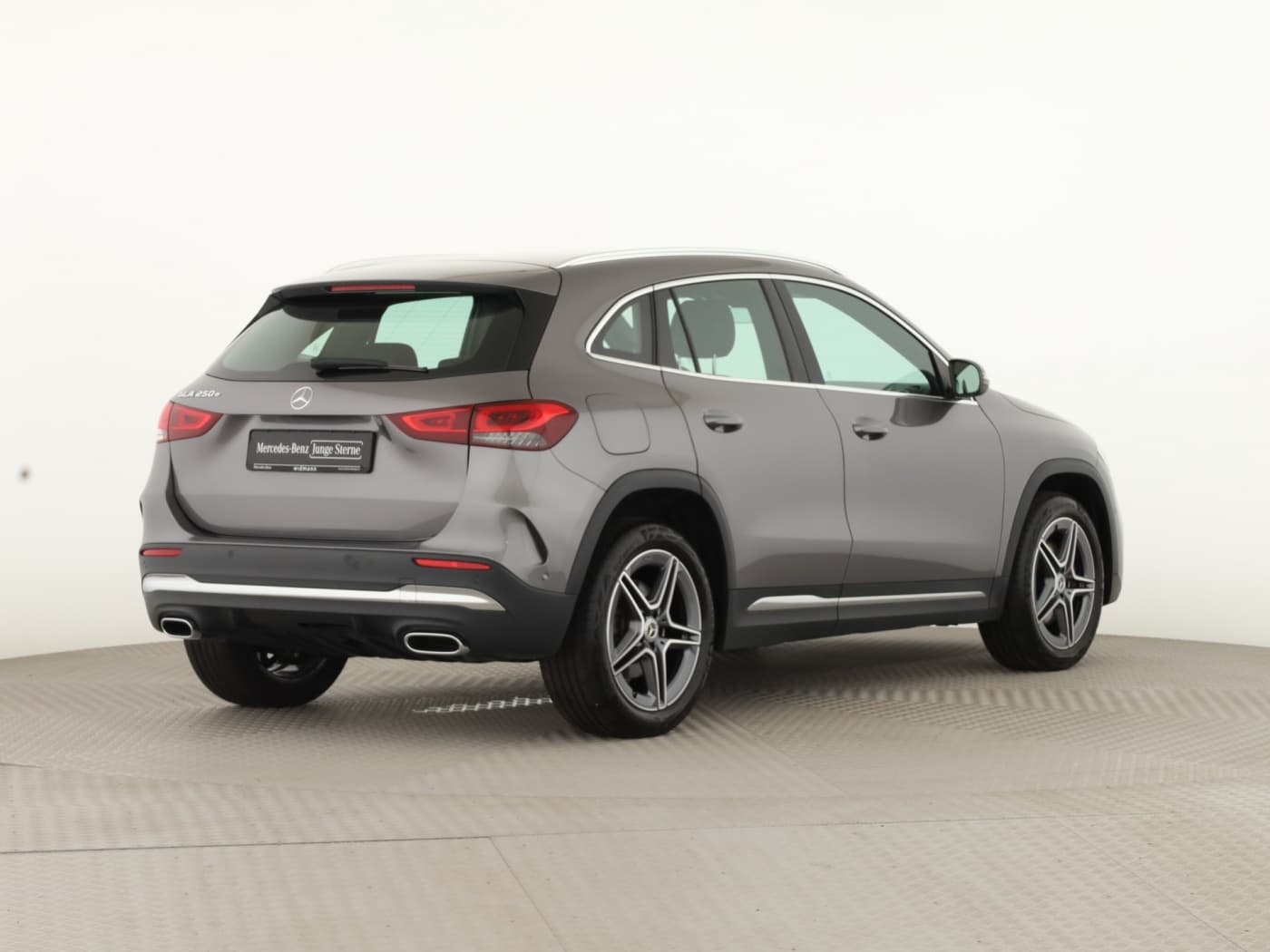 Mercedes-Benz GLA 250 e Bild 6