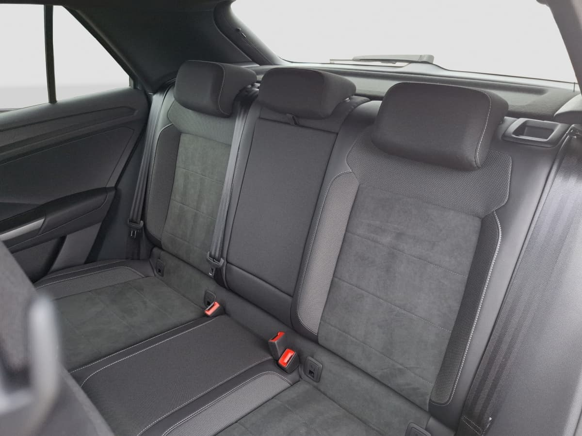 Volkswagen T-Roc R-Line 1.5 TSI 150 pS DSG AHK NAVI ACC KAMERA Bild 16
